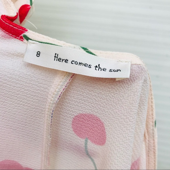 HERE COMES THE SUN Pink Wrap Blouse Bell Sleeves Cherry Casual Size 8 - Picture 8 of 8